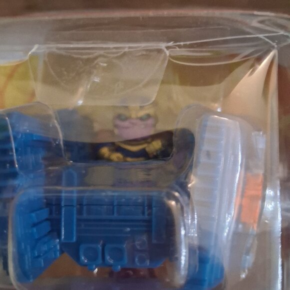 Funko Marvel Battleworld Thanos Ship Showdown (Mystery of the Thanostones) - Picture 3 of 7